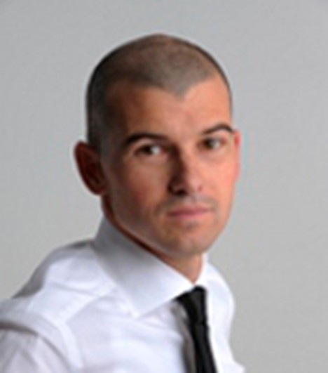 Dr. Giacomo Manzana